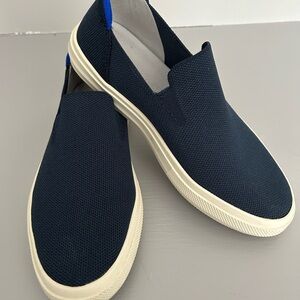 Rothys “City” sneaker size 7